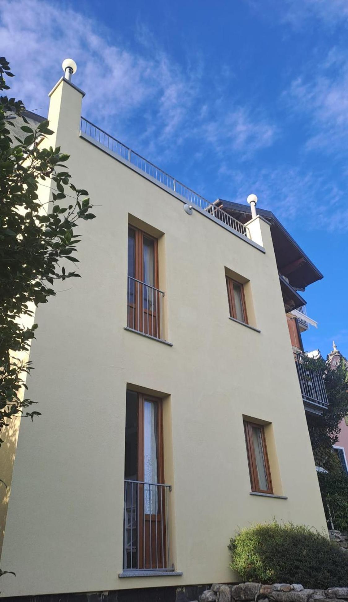 Residenza Le Camelie Lägenhet Oggebio Exteriör bild
