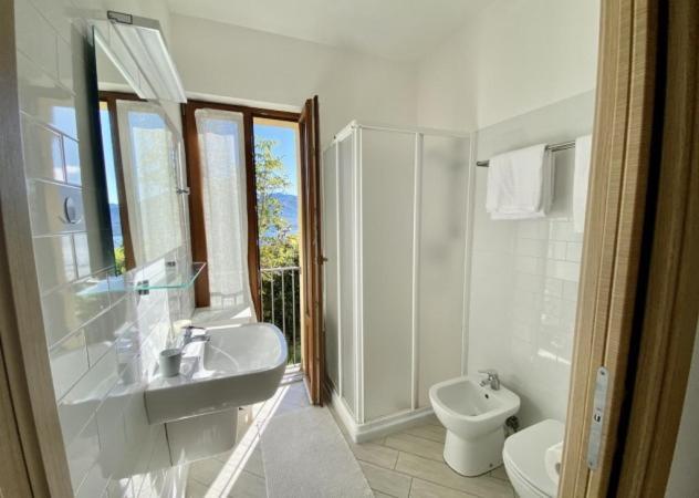 Residenza Le Camelie Lägenhet Oggebio Exteriör bild
